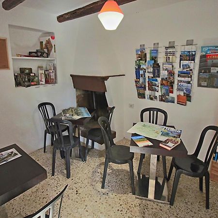 Nice Flat In Arcevia With Swimming Pool Esterno foto