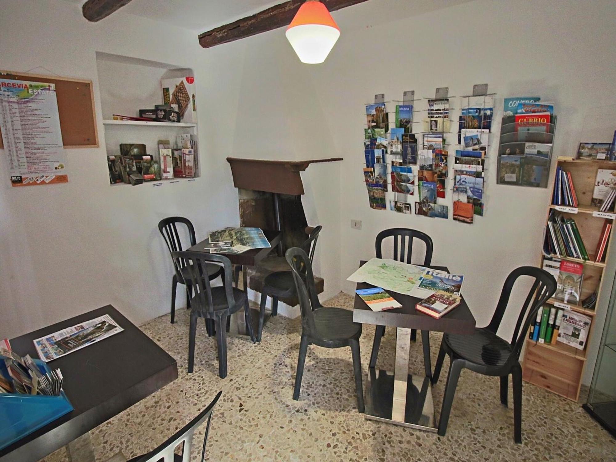 Nice Flat In Arcevia With Swimming Pool Esterno foto
